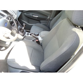 ASIENTO DELANTERO IZQUIERDO 