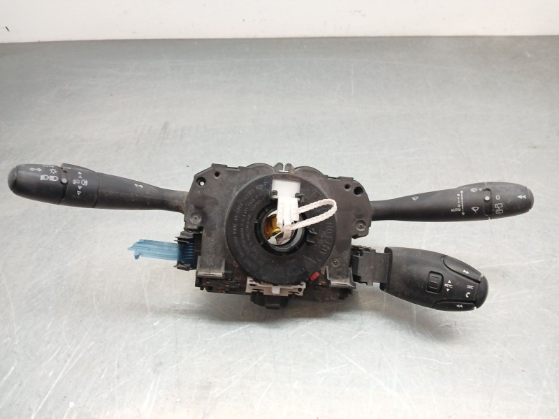 Recambio de mando multifuncion para peugeot 308 i (4a_, 4c_) 1.6 hdi referencia OEM IAM 98016685xt  