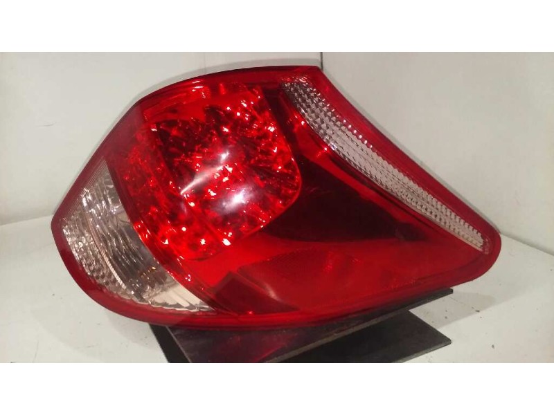 Recambio de piloto trasero derecho para toyota rav 4 (a3) executive referencia OEM IAM   