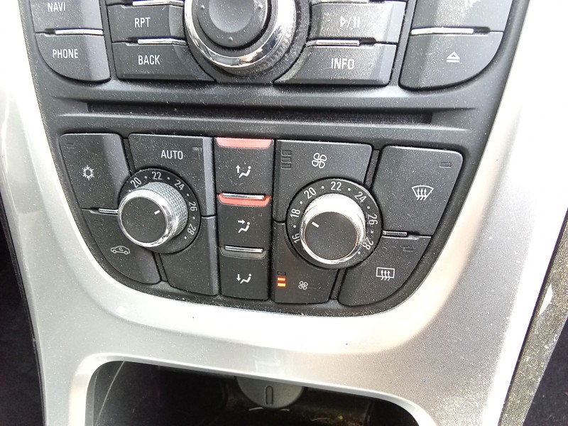 Recambio de mando climatizador para opel astra j (p10) 1.6 cdti (68) referencia OEM IAM   