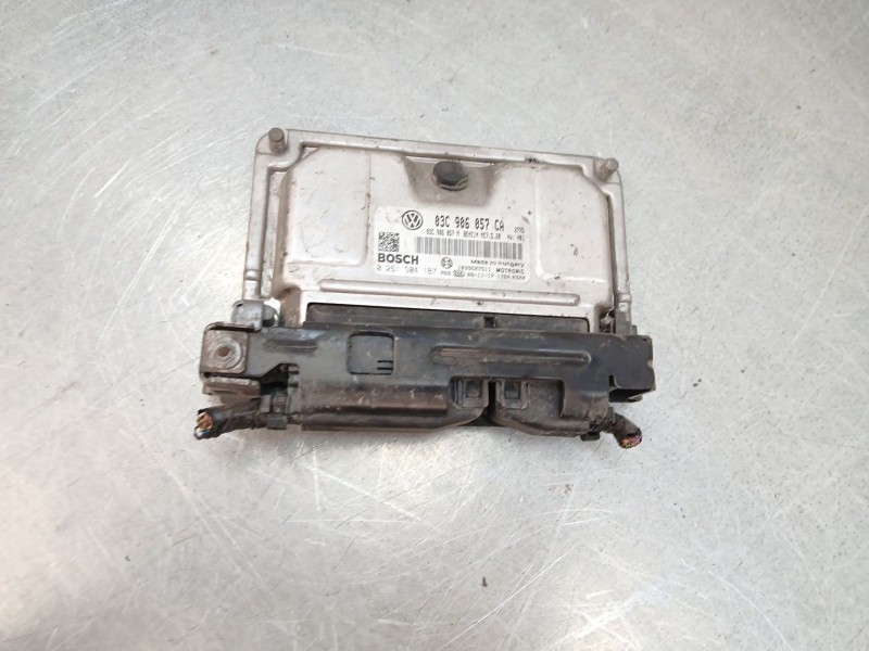 Recambio de centralita motor uce para seat ibiza iv (6j5, 6p1) 1.6 referencia OEM IAM 03C906057CA  