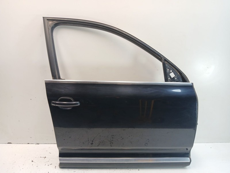 Recambio de puerta delantera derecha para volkswagen touareg (7la, 7l6, 7l7) 2.5 r5 tdi referencia OEM IAM   