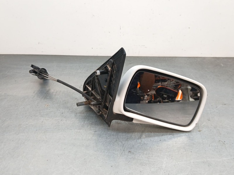 Recambio de retrovisor derecho para volkswagen polo iii (6n1) 100 1.4 16v referencia OEM IAM 221072  