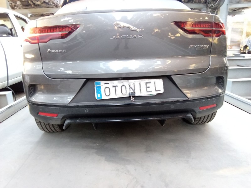 Recambio de paragolpes trasero para jaguar i-pace (x590) ev400 awd referencia OEM IAM T4K5807LML  