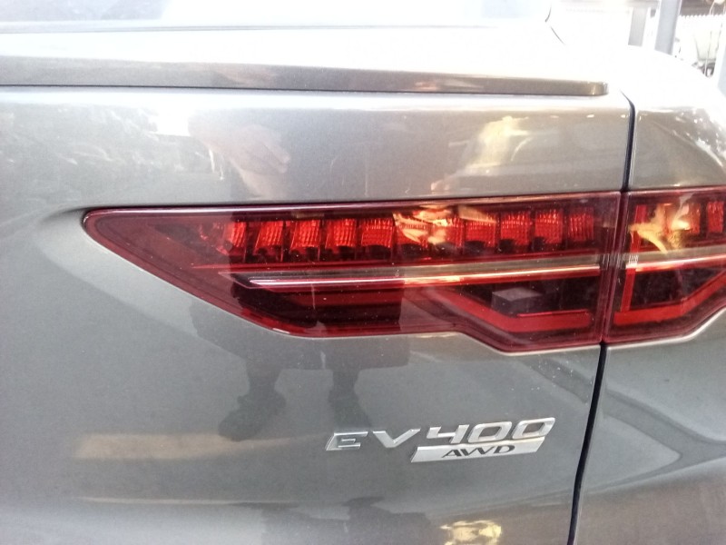 Recambio de piloto trasero derecho interior para jaguar i-pace (x590) ev400 awd referencia OEM IAM T4K16646  