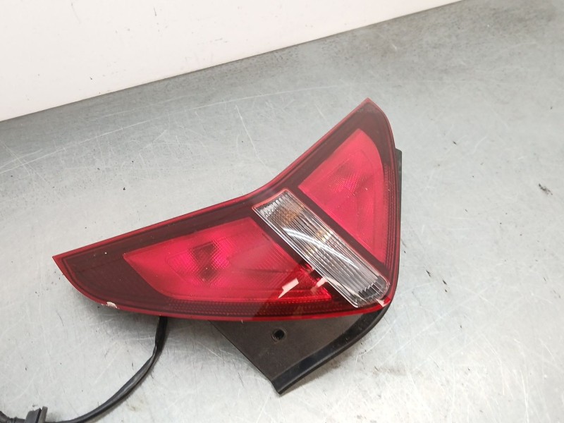 Recambio de piloto trasero izquierdo para hyundai bayon (bc3) 1.0 t-gdi referencia OEM IAM 92401Q0500  