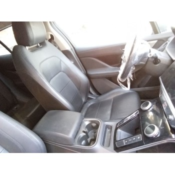 ASIENTO DELANTERO IZQUIERDO 