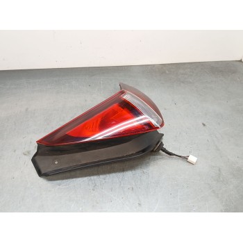 PILOTO TRASERO DERECHO 92402Q0500 