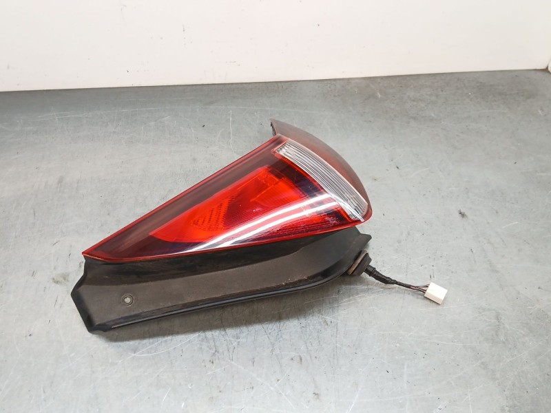 Recambio de piloto trasero derecho para hyundai bayon (bc3) 1.0 t-gdi referencia OEM IAM 92402Q0500  