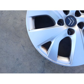 Recambio de llanta para citroën c4 picasso ii 1.2 thp 130 referencia OEM IAM 9677089777 x1 16 pulgadas