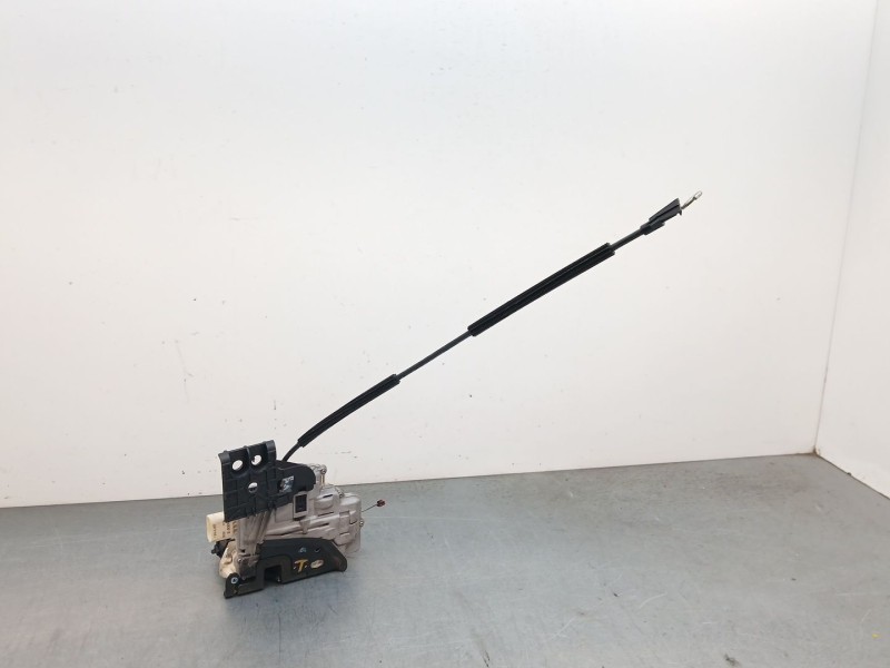 Recambio de cerradura puerta delantera derecha para seat altea xl (5p5, 5p8) 2.0 tdi referencia OEM IAM 5P0837868A  