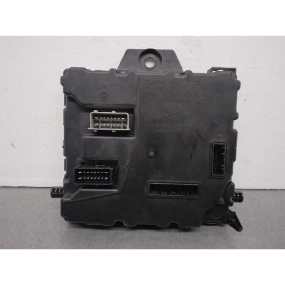 Recambio de caja reles / fusibles para renault kangoo furgón compact professional referencia OEM IAM 284B19497R 281173285 
