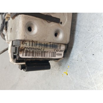 Recambio de cerradura puerta trasera izquierda para chrysler sebring (js) 2.0 crd referencia OEM IAM P04589425AC  