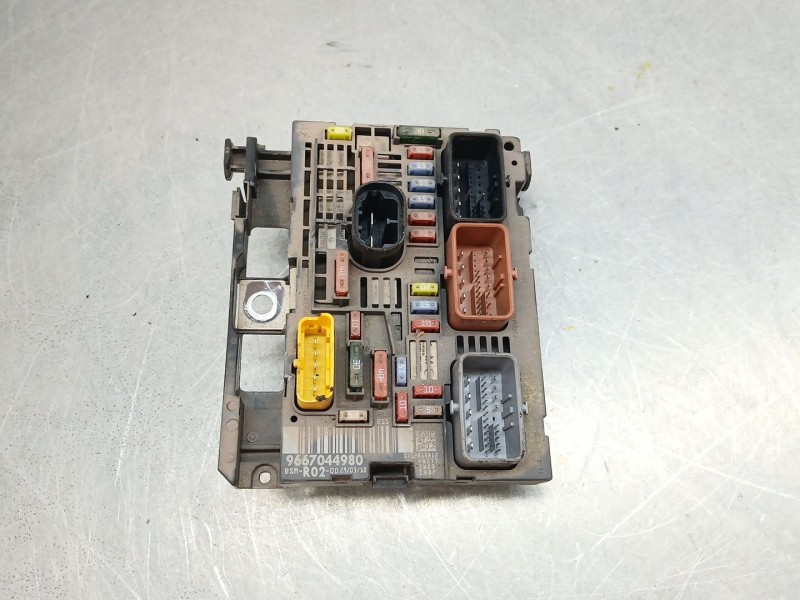 Recambio de centralita bsm para peugeot 3008 i monospace (0u_) 1.6 hdi referencia OEM IAM 9667044980  