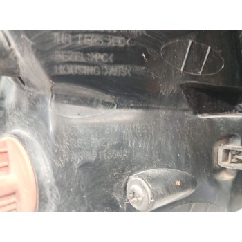 Recambio de piloto trasero derecho para kia carens iv 1.7 crdi referencia OEM IAM 92402A4020  
