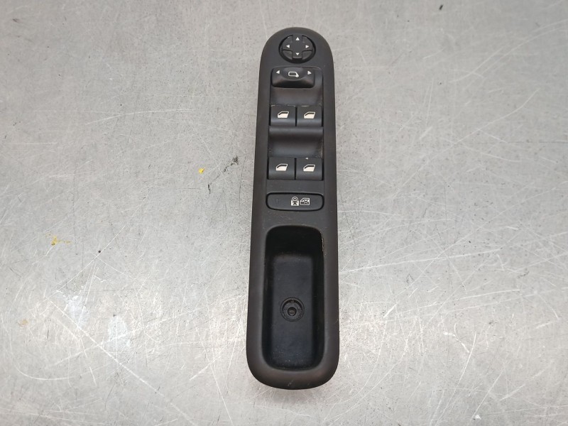 Recambio de mando elevalunas delantero izquierdo para peugeot 3008 i monospace (0u_) 1.6 hdi referencia OEM IAM 96650620ZD  