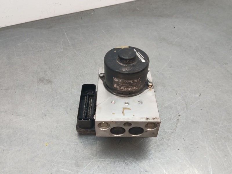 Recambio de abs para volkswagen touareg (7la, 7l6, 7l7) 2.5 r5 tdi referencia OEM IAM 7L0614111H  