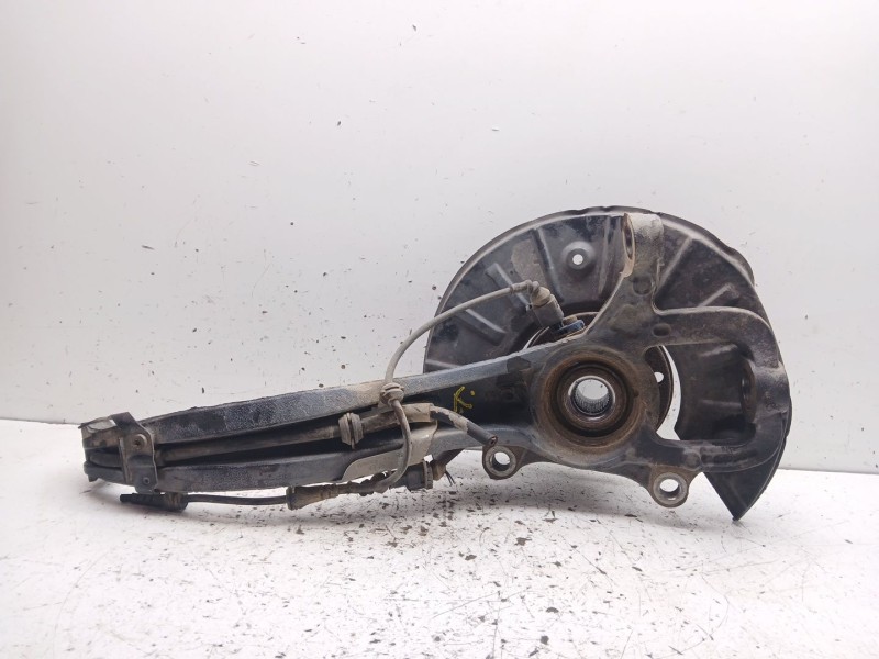 Recambio de mangueta delantera derecha para volkswagen touareg (7la, 7l6, 7l7) 2.5 r5 tdi referencia OEM IAM 7l6407258a  
