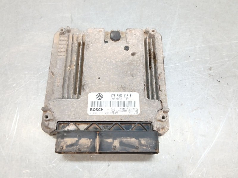 Recambio de centralita motor uce para volkswagen touareg (7la, 7l6, 7l7) 2.5 r5 tdi referencia OEM IAM 070906016F  