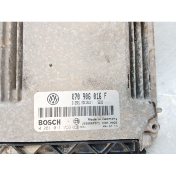 Recambio de centralita motor uce para volkswagen touareg (7la, 7l6, 7l7) 2.5 r5 tdi referencia OEM IAM 070906016F  