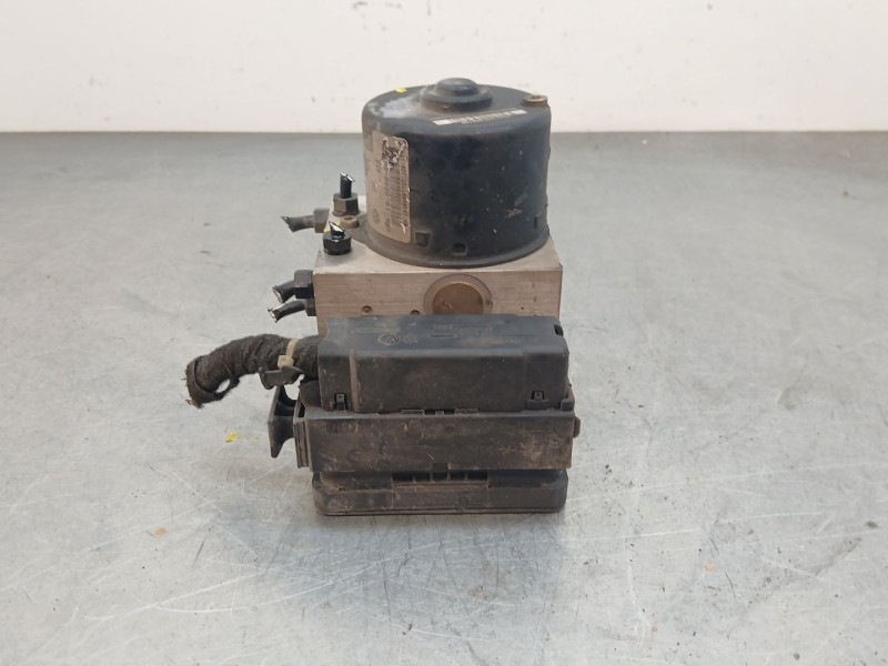 Recambio de abs para seat leon (1m1) 1.6 16 v referencia OEM IAM 1J0614117G  