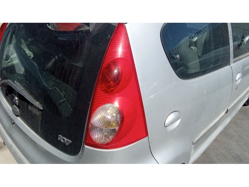 Recambio de piloto trasero derecho para peugeot 107 (pm_, pn_) 1.0 referencia OEM IAM 6351X6  