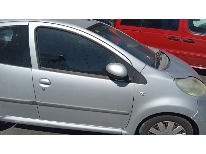 Recambio de puerta delantera derecha para peugeot 107 (pm_, pn_) 1.0 referencia OEM IAM 1612539780  