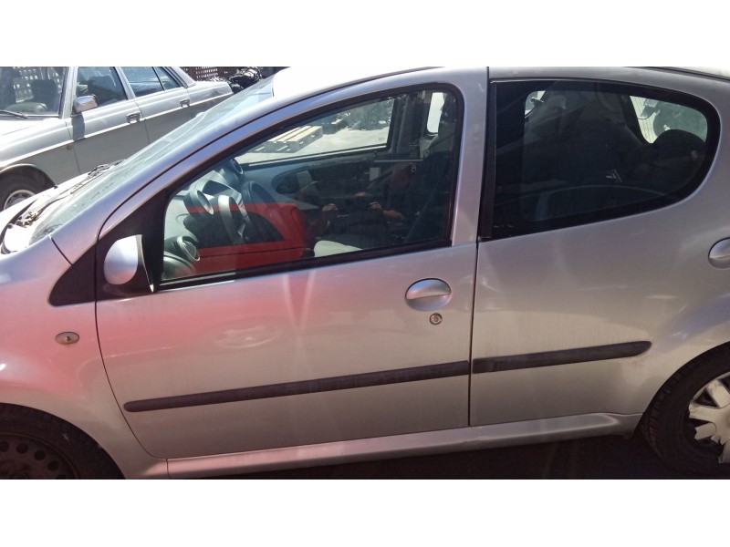 Recambio de puerta delantera izquierda para peugeot 107 (pm_, pn_) 1.0 referencia OEM IAM 1612541480  