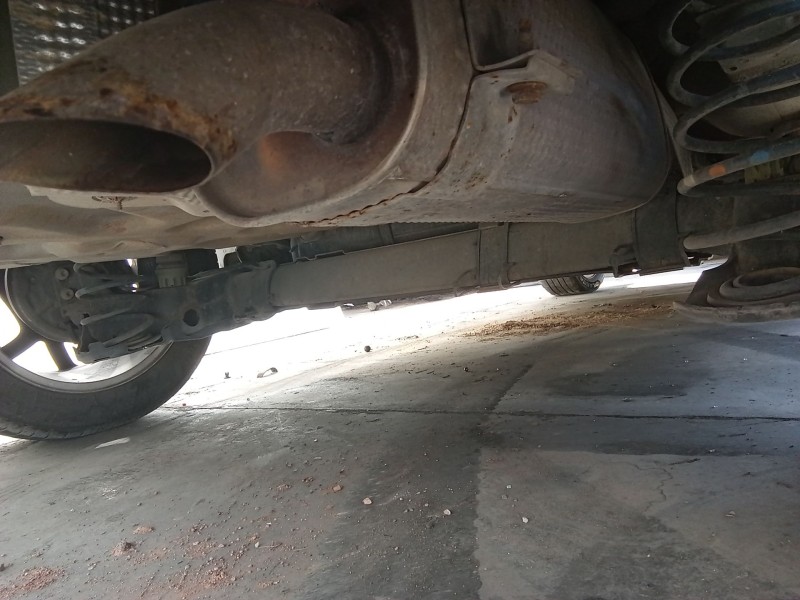 Recambio de puente trasero para citroën c4 cactus 1.2 thp 110 referencia OEM IAM 1607197180  