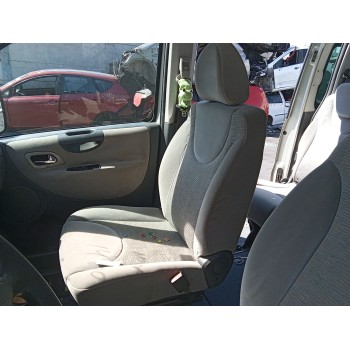 ASIENTO DELANTERO DERECHO 