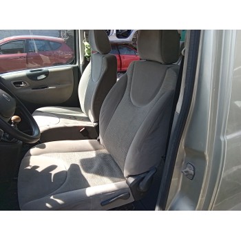 ASIENTO DELANTERO IZQUIERDO 