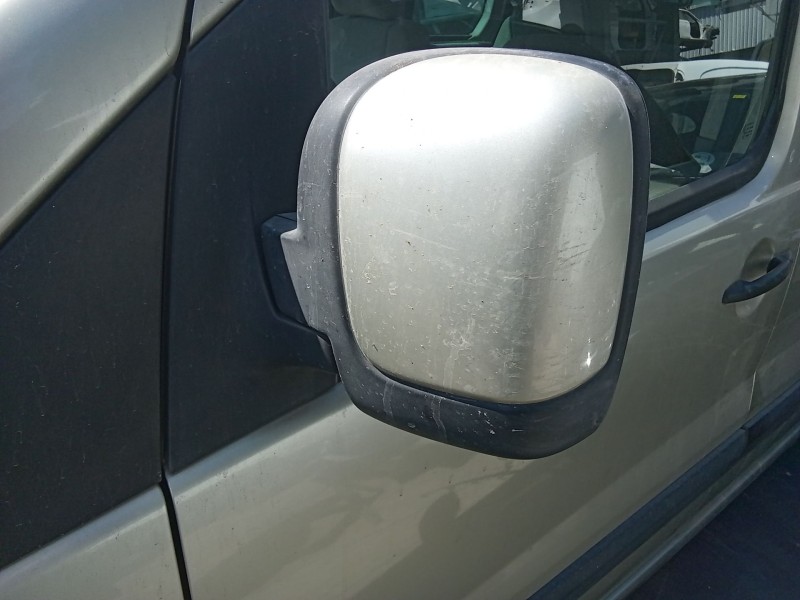 Recambio de retrovisor izquierdo para fiat scudo furgoneta (270_, 272_) 2.0 d multijet 4x4 referencia OEM IAM   