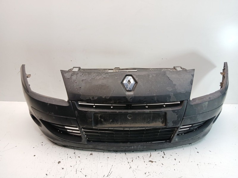 Recambio de paragolpes delantero para renault scénic iii (jz0/1_) 1.5 dci referencia OEM IAM 620222226R  