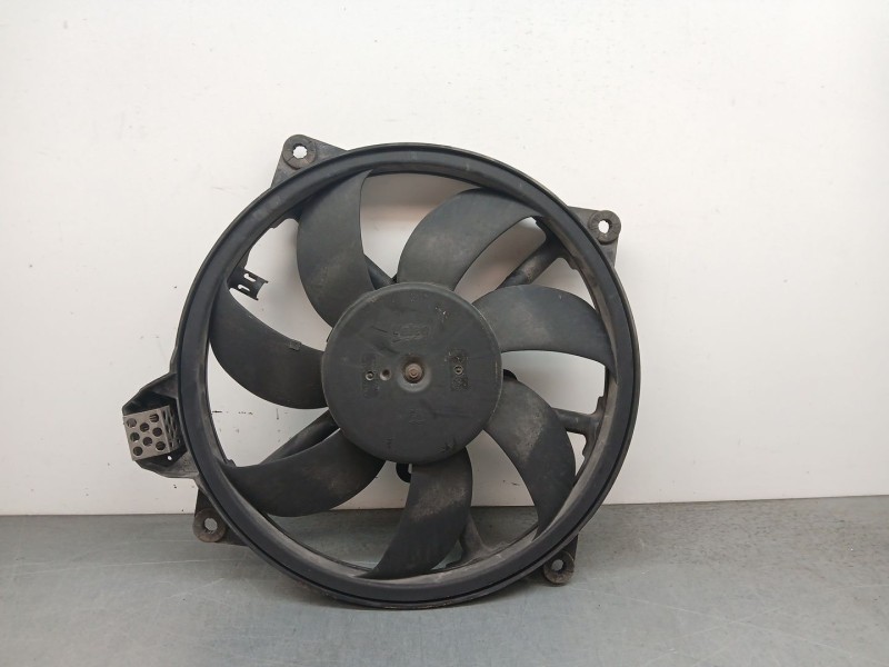 Recambio de electroventilador para renault scénic iii (jz0/1_) 1.5 dci referencia OEM IAM 214810898R  