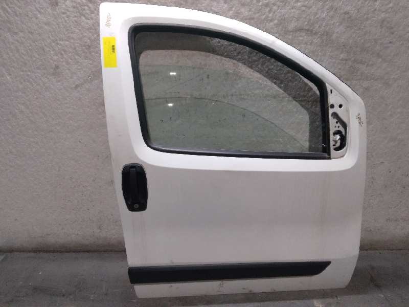 Recambio de puerta delantera derecha para citroën nemo attraction referencia OEM IAM  BLANCO 