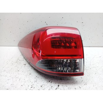 Recambio de piloto trasero izquierdo para kia carens iv van (a4) crdi referencia OEM IAM 92401a4110  