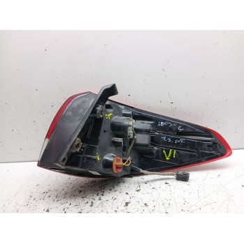 Recambio de piloto trasero izquierdo para kia carens iv van (a4) crdi referencia OEM IAM 92401a4110  