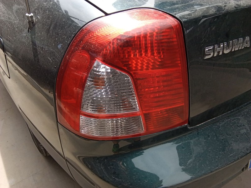 Recambio de piloto trasero izquierdo para kia shuma ii (fb) 1.6 referencia OEM IAM 0K2S151160  