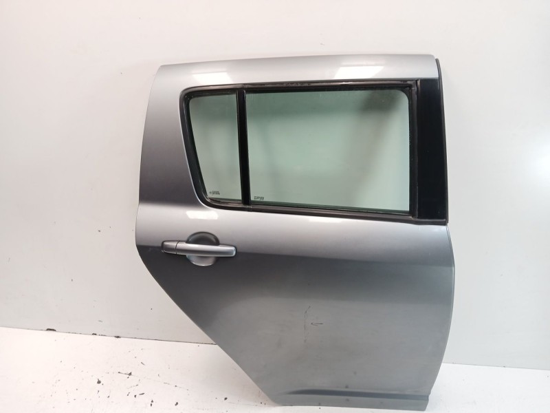 Recambio de puerta trasera derecha para suzuki swift iii (mz, ez) 1.3 ddis (rs 413d) referencia OEM IAM 6800362J00  