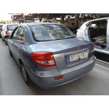 kia rio i hatchback (dc) del año 2000
