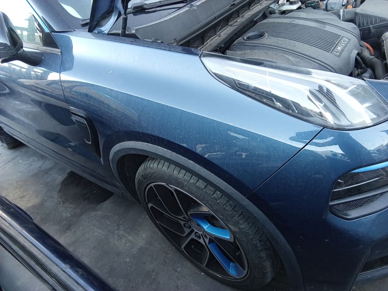 Recambio de aleta delantera derecha para lynk & co 01 phev referencia OEM IAM 8891588034  
