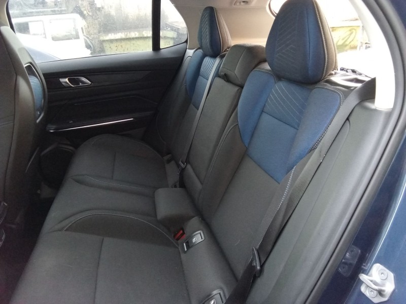 Recambio de asientos traseros para lynk & co 01 phev referencia OEM IAM   