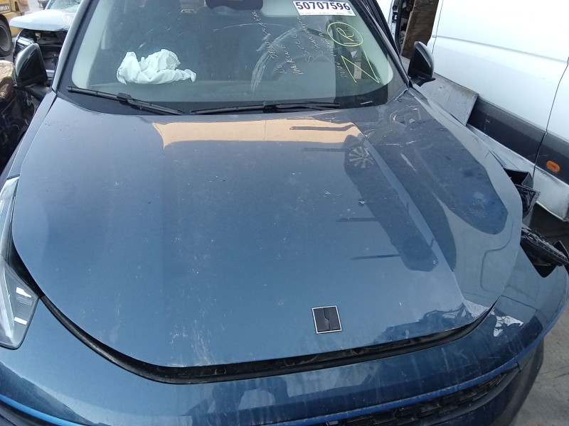 Recambio de capot para lynk & co 01 phev referencia OEM IAM 8889277812  