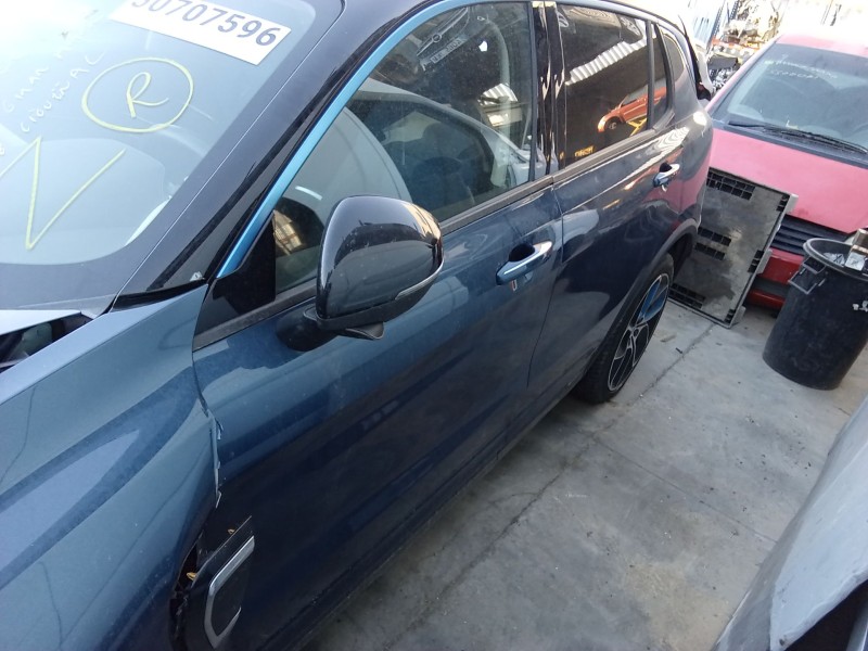 Recambio de puerta delantera izquierda para lynk & co 01 phev referencia OEM IAM 8890474416  