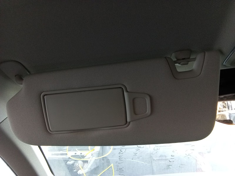 Recambio de parasol izquierdo para lynk & co 01 phev referencia OEM IAM 8888888115  