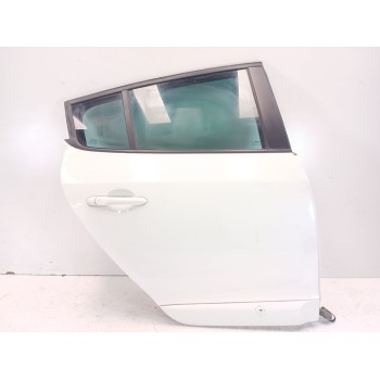 PUERTA TRASERA DERECHA 