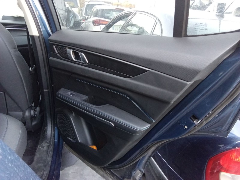 Recambio de guarnecido puerta trasera derecha para lynk & co 01 phev referencia OEM IAM   
