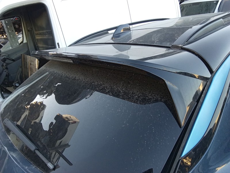 Recambio de aleron trasero para lynk & co 01 phev referencia OEM IAM 8888722707  