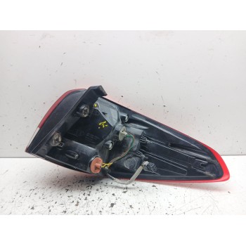 Recambio de piloto trasero izquierdo para kia carens iv 1.7 crdi referencia OEM IAM 92401A4020  