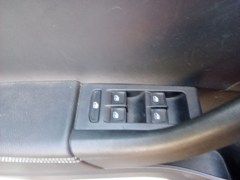 Recambio de mando elevalunas delantero izquierdo para skoda rapid spaceback (nh1) 1.4 tdi referencia OEM IAM 5JB959858BWHS  